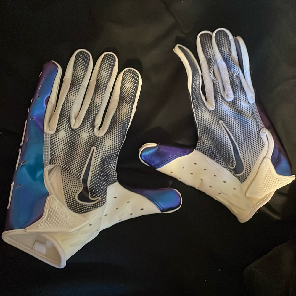 Nike Football Gloves
